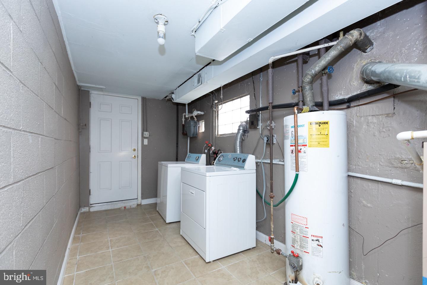 2773 Welsh Road Philadelphia, PA 19152 - Photo 39 of 46 Laundry room