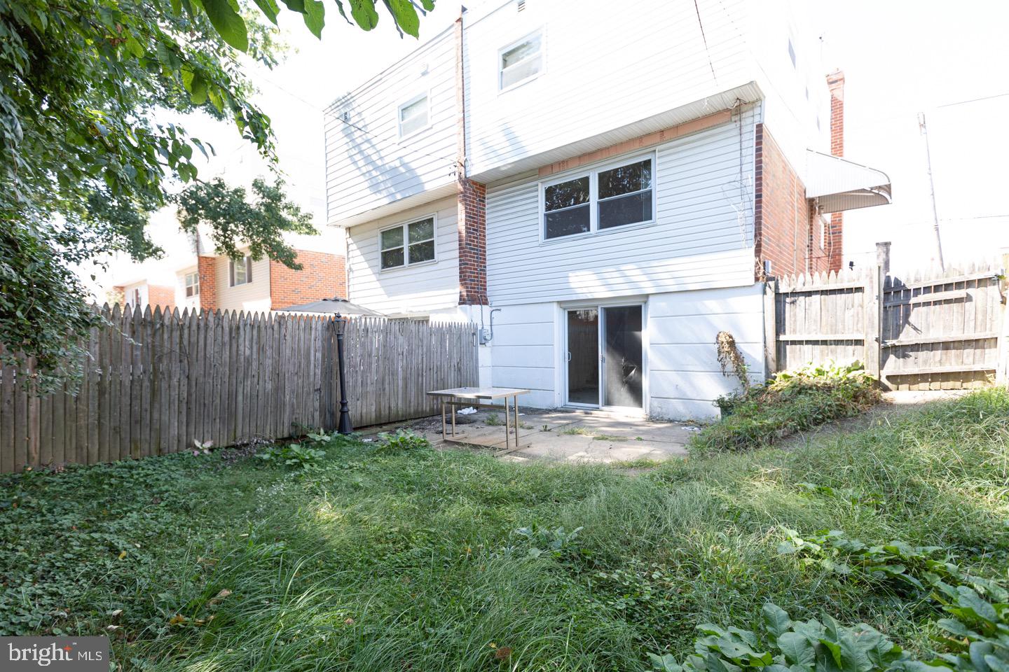 2773 Welsh Road Philadelphia, PA 19152 - Photo 44 of 46 Fenced Yard