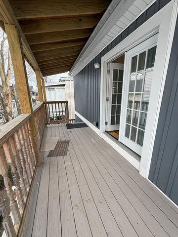 $3,000 | 27 Lyon Street, Unit 3, Boston, MA 02122