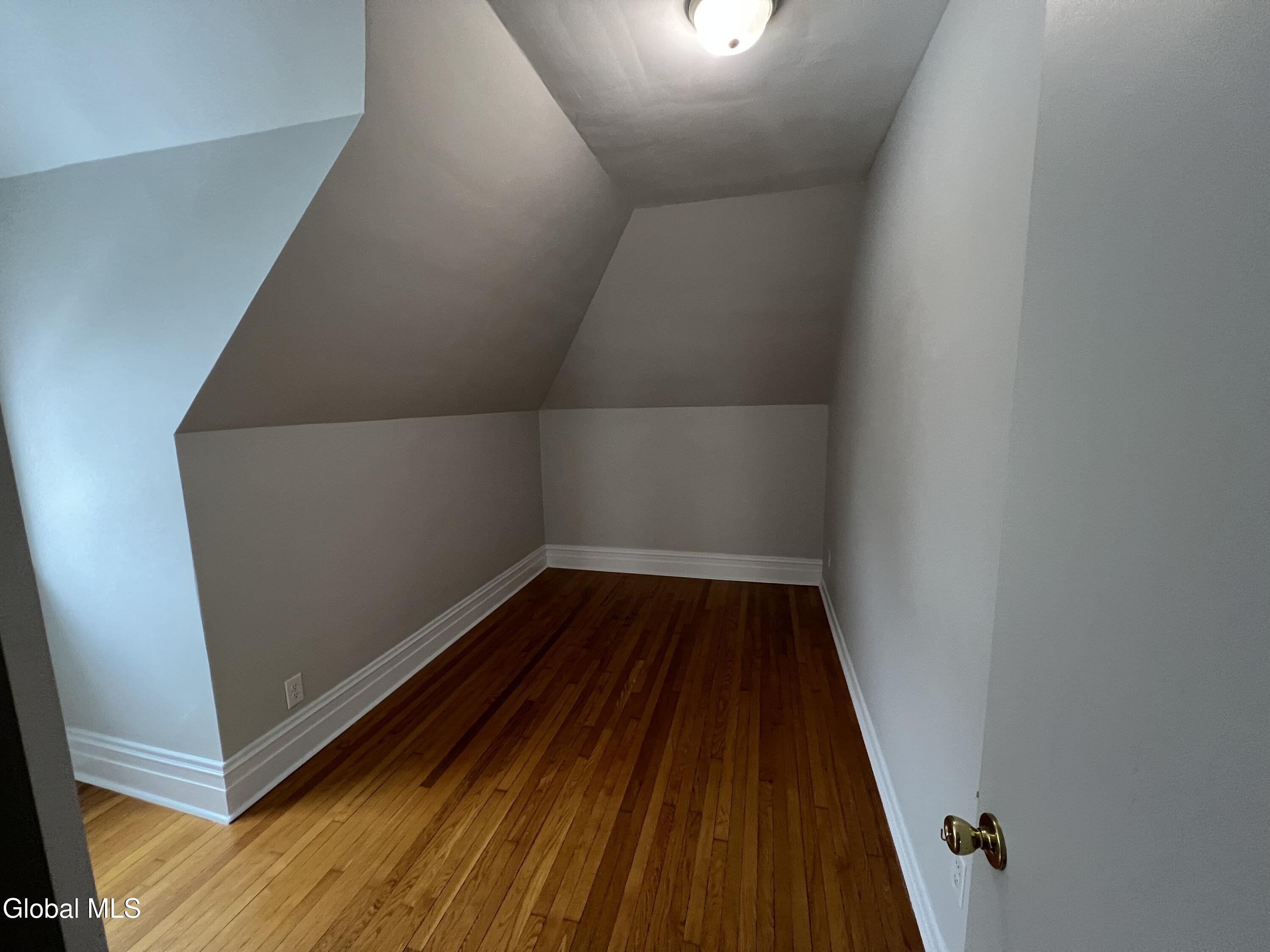 1114 Union Street, Unit 5 Schenectady, NY 12308 - Photo 16 of 30 Bedroom3