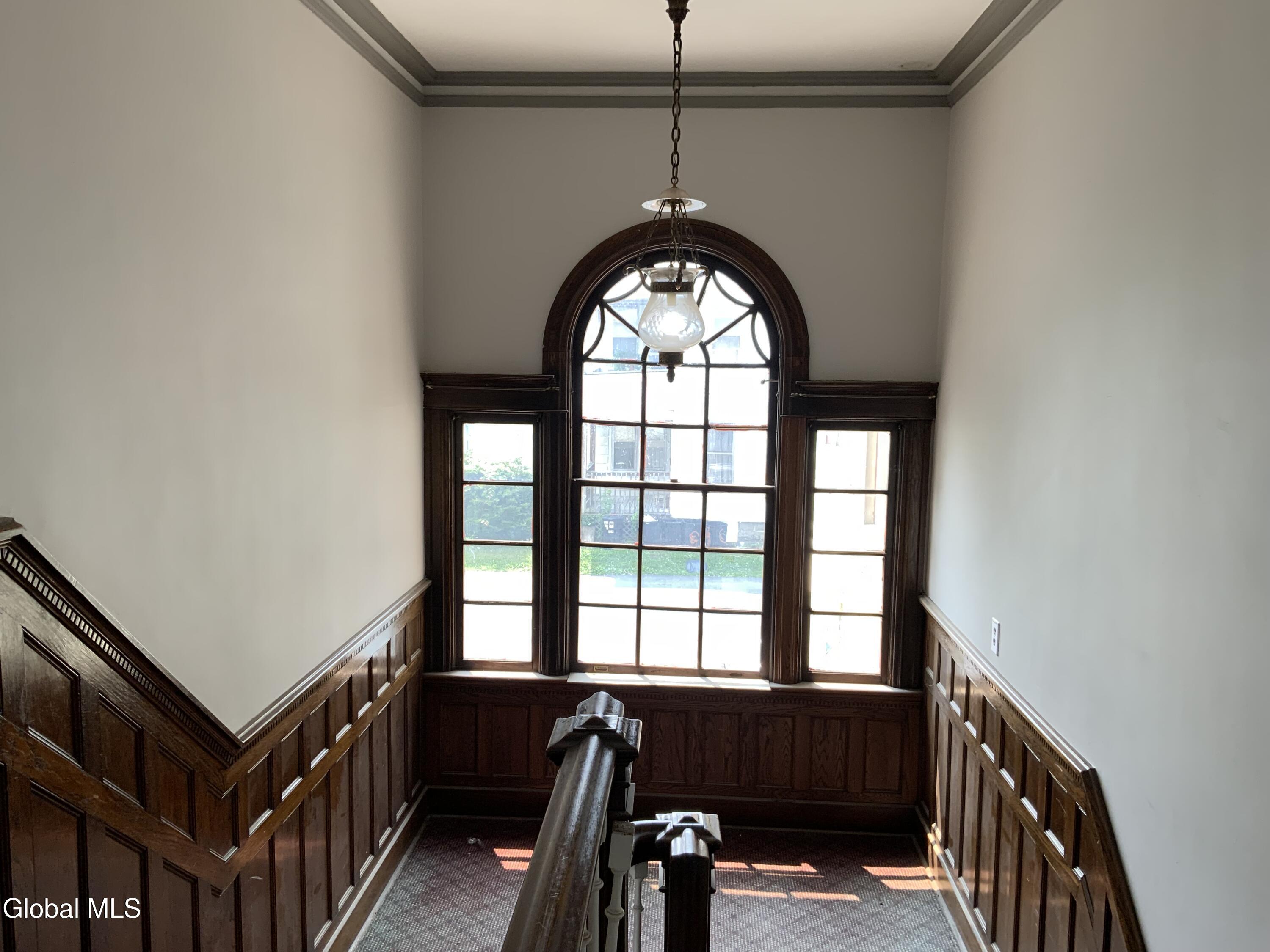 1114 Union Street, Unit 5 Schenectady, NY 12308 - Photo 2 of 30 Foyer