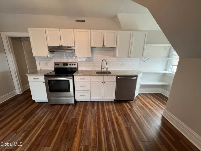 $2,150 | 1114 Union Street, Unit 5, Schenectady, NY 12308