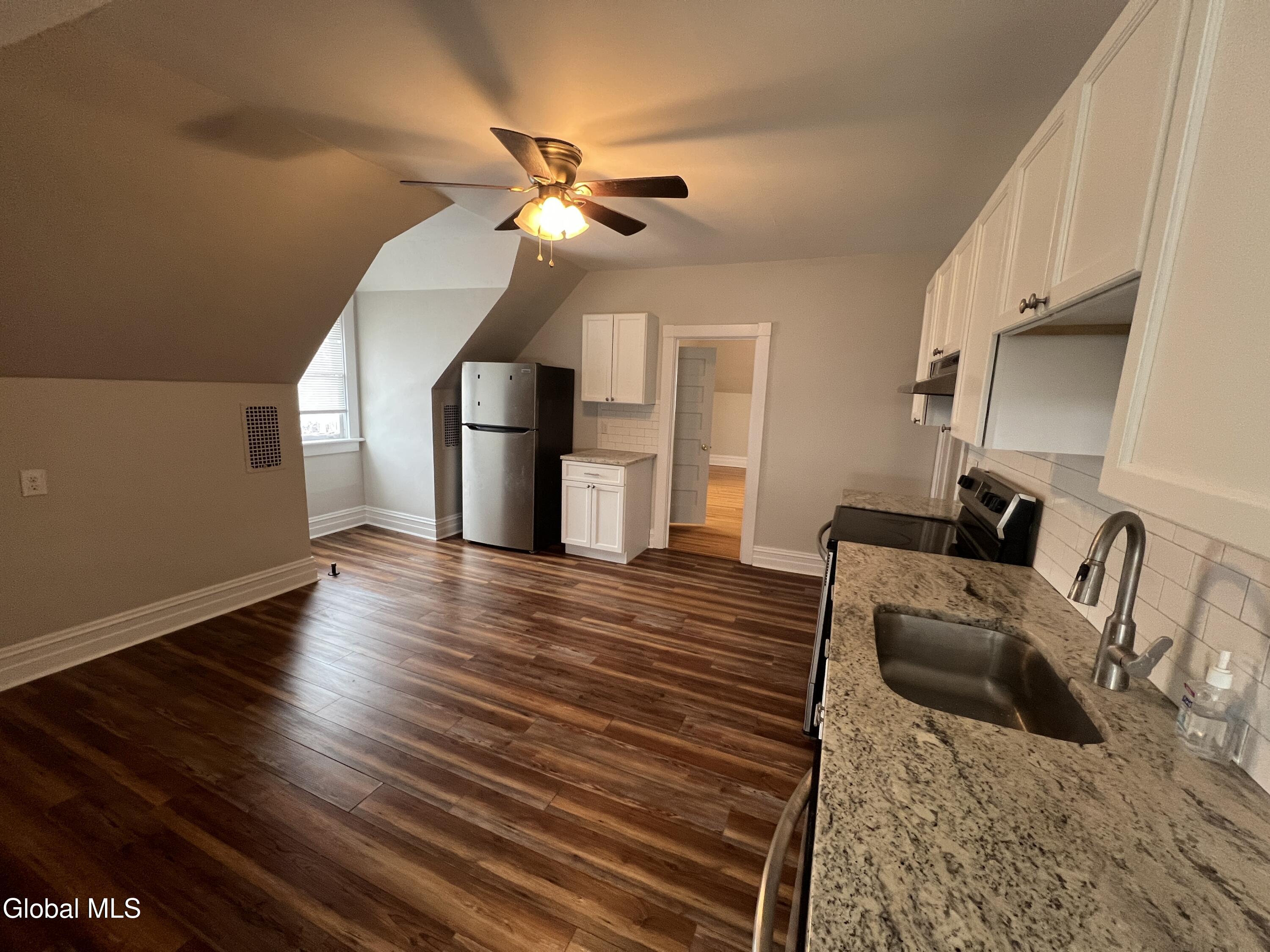 1114 Union Street, Unit 5 Schenectady, NY 12308 - Photo 27 of 30 Kitchen