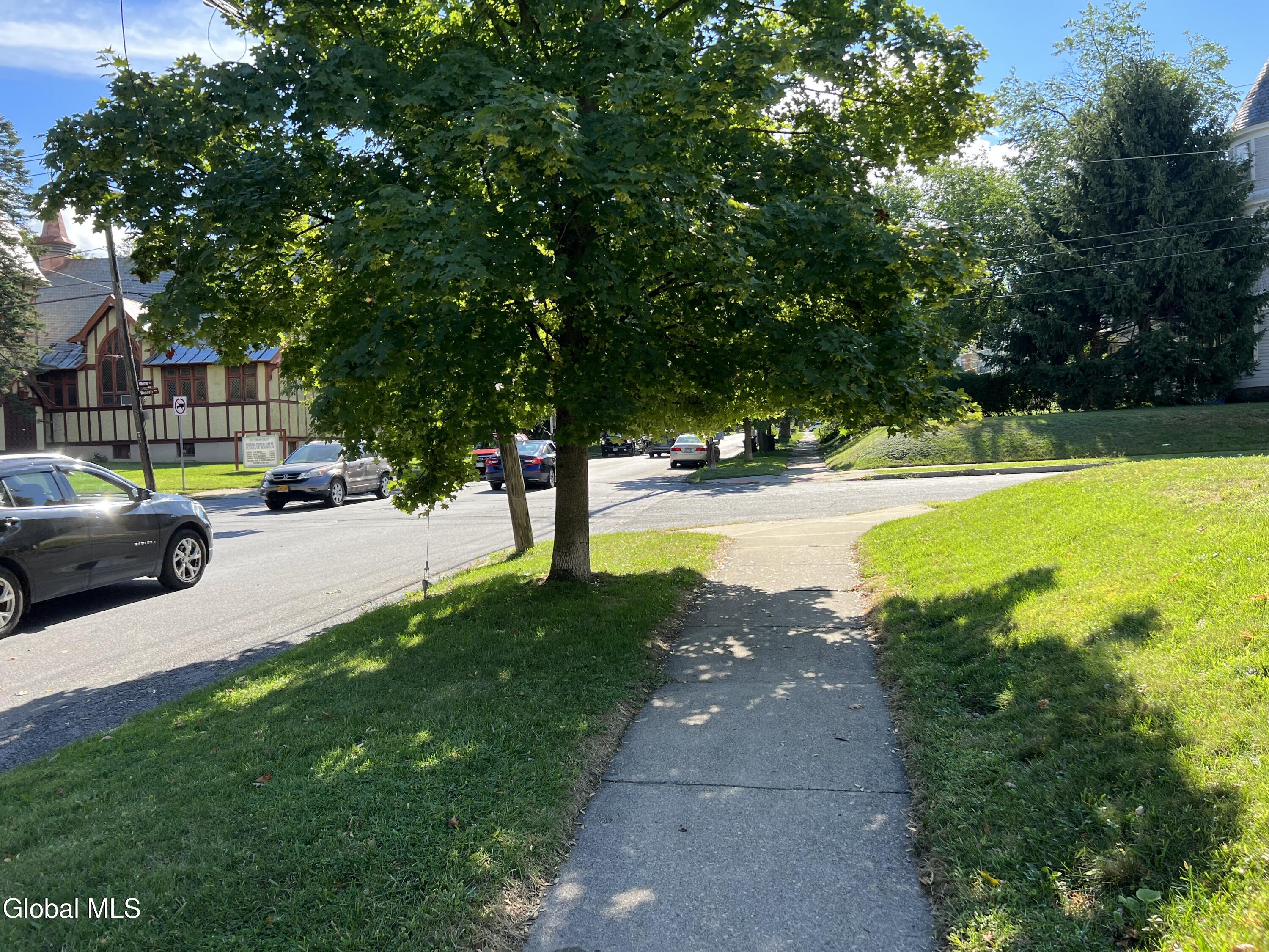 1114 Union Street, Unit 5 Schenectady, NY 12308 - Photo 29 of 30 Street View