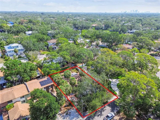 $680,000 | 4711 West Vasconia Street, Tampa, FL 33629