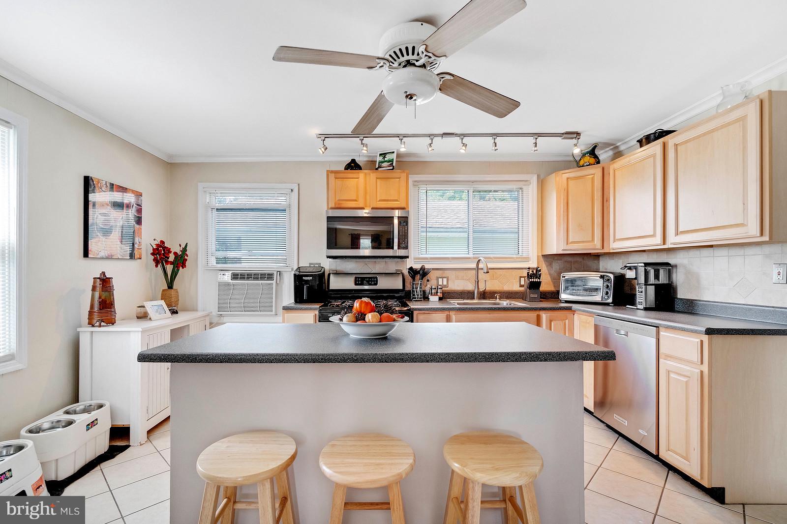 6816 Hopkins Road Baltimore, MD 21220 - Photo 10 of 31 Gallery Image 10