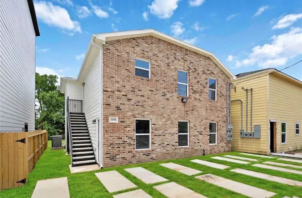 $1,600 | 14704 O Hara Drive, Unit B, Houston, TX 77085