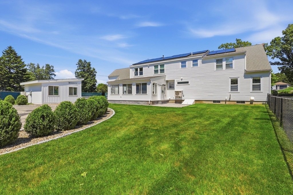 191 Ruggles Street Westborough, MA 01581 - Photo 5 of 42