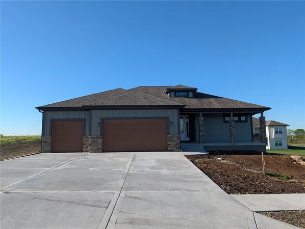 $669,900 | 1309 Larkspur Place, Raymore, MO 64083
