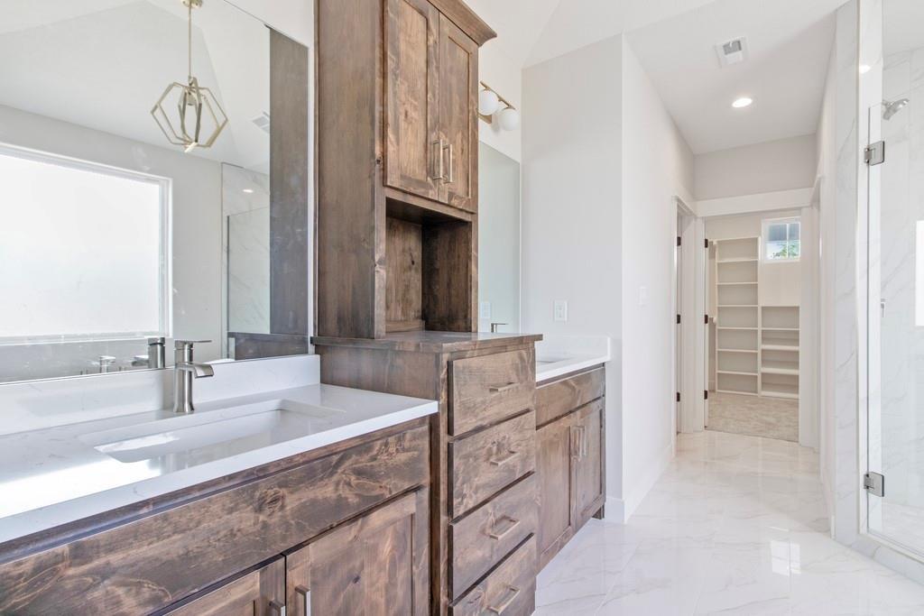 1309 Larkspur Place Raymore, MO 64083 - Photo 23 of 40