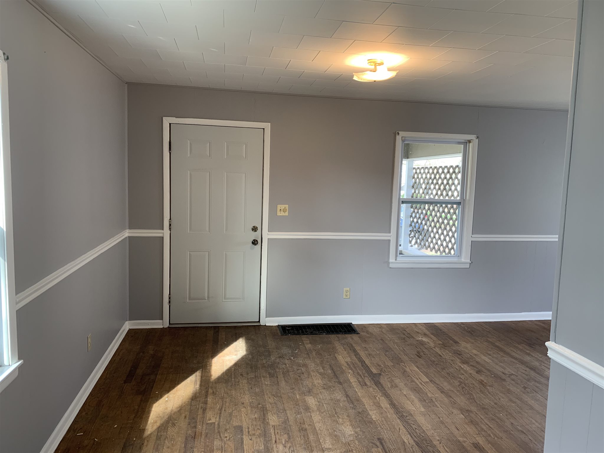 1026 Central Avenue Decatur, IN 46733 - Photo 13 of 19