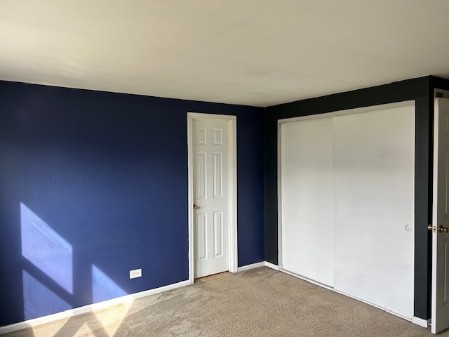 2093 Kettering Road Hoffman Estates, IL 60169 - Photo 21 of 28 a view of an empty room