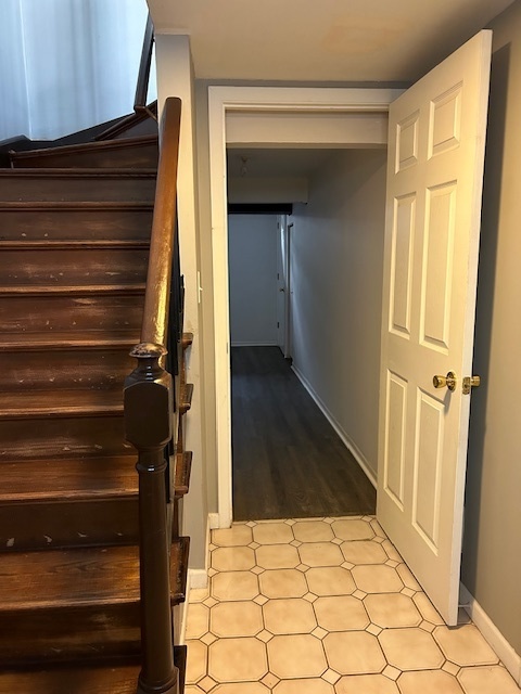 2093 Kettering Road Hoffman Estates, IL 60169 - Photo 22 of 28 a view of entryway