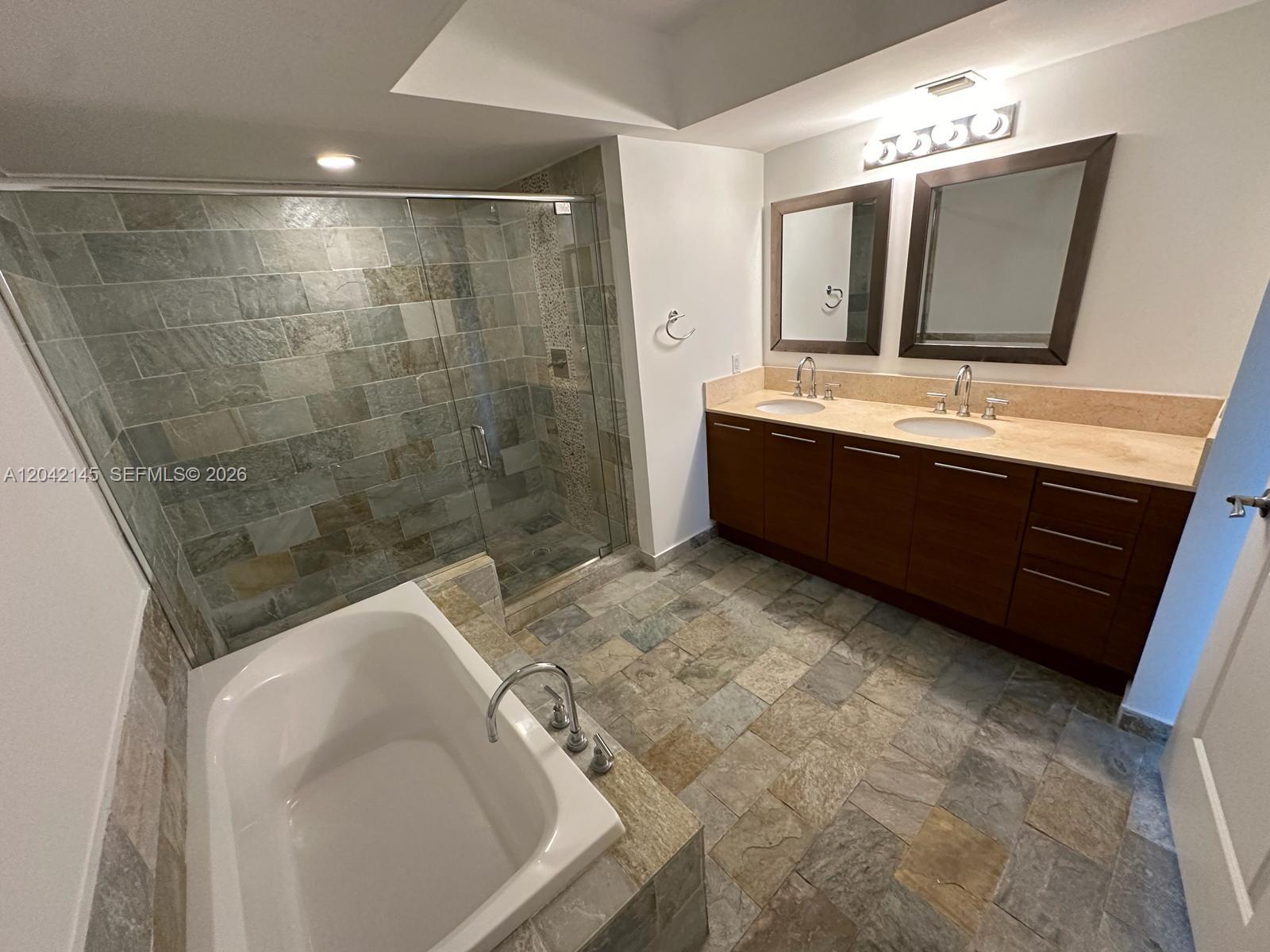 2641 North Flamingo Road, Unit 1404N Plantation, FL 33323 - Photo 10 of 31