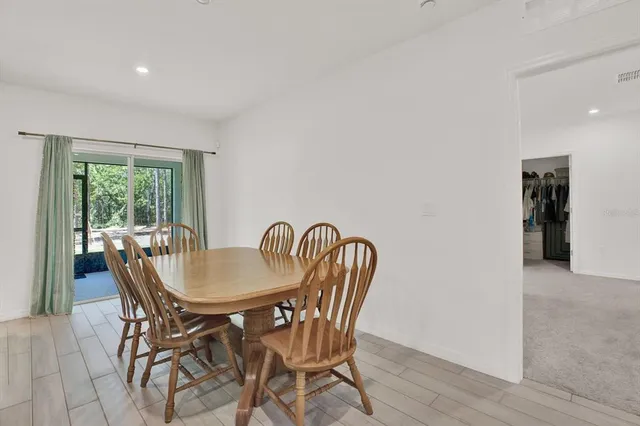 $2,300 | 18187 Macassar Road, Weeki Wachee, FL 34614