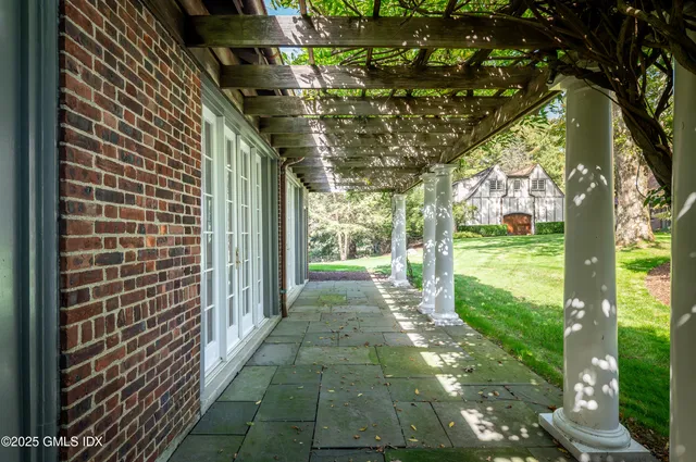 $3,795,000 | 214 Good Hill Road, Weston, CT 06883