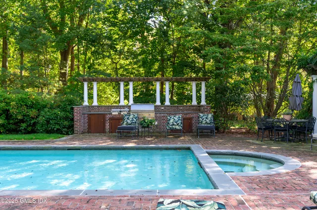 $3,795,000 | 214 Good Hill Road, Weston, CT 06883