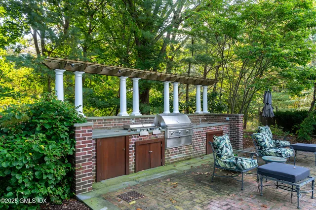 $3,795,000 | 214 Good Hill Road, Weston, CT 06883