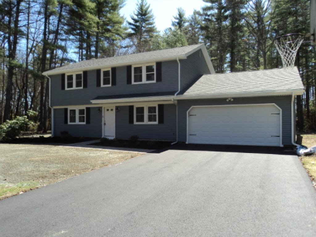 5 Timber Lane Pelham, NH 03076 - Photo 1 of 19 Gallery Image 1