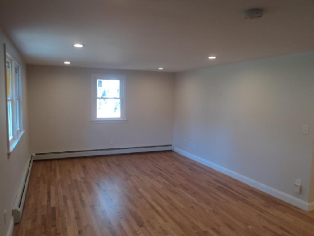 5 Timber Lane Pelham, NH 03076 - Photo 11 of 19 Gallery Image 11