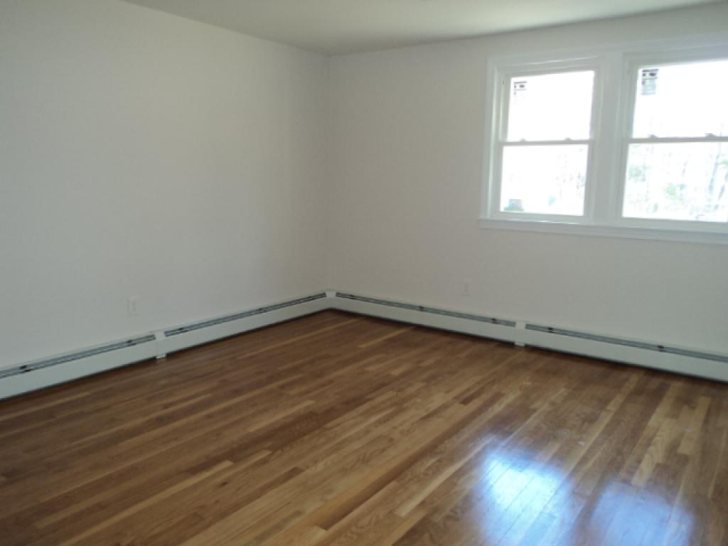 5 Timber Lane Pelham, NH 03076 - Photo 14 of 19 Gallery Image 14