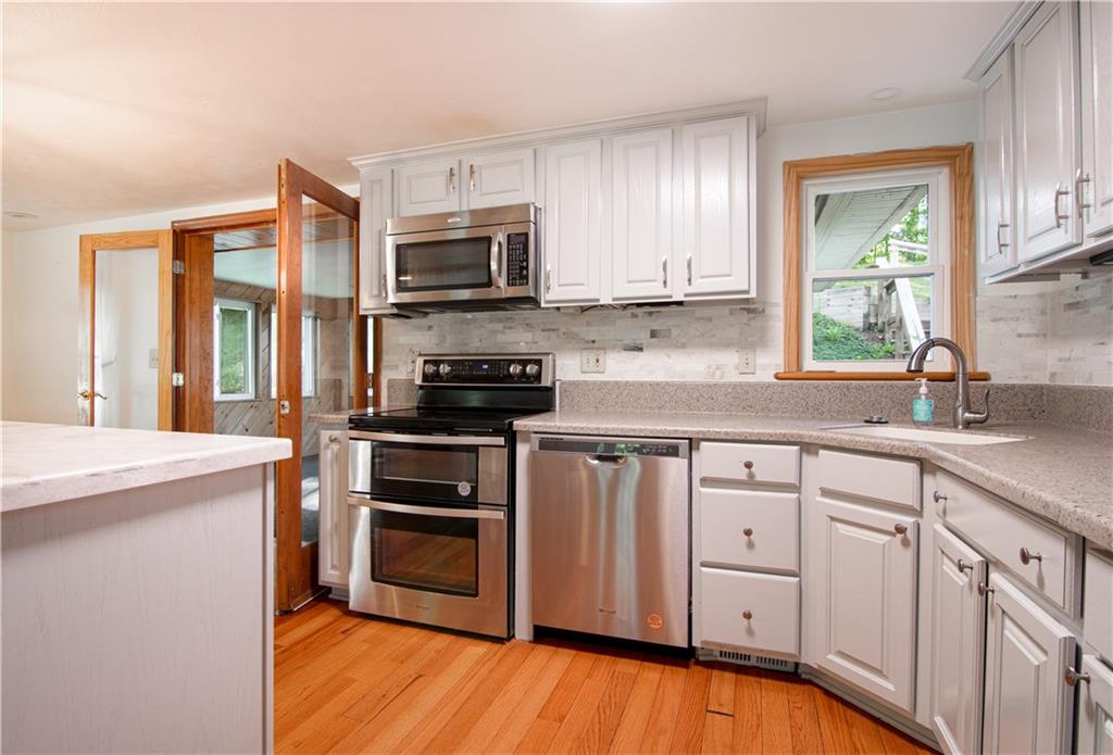 193 Hepler Road Sarver, PA 16055 - Photo 6 of 29