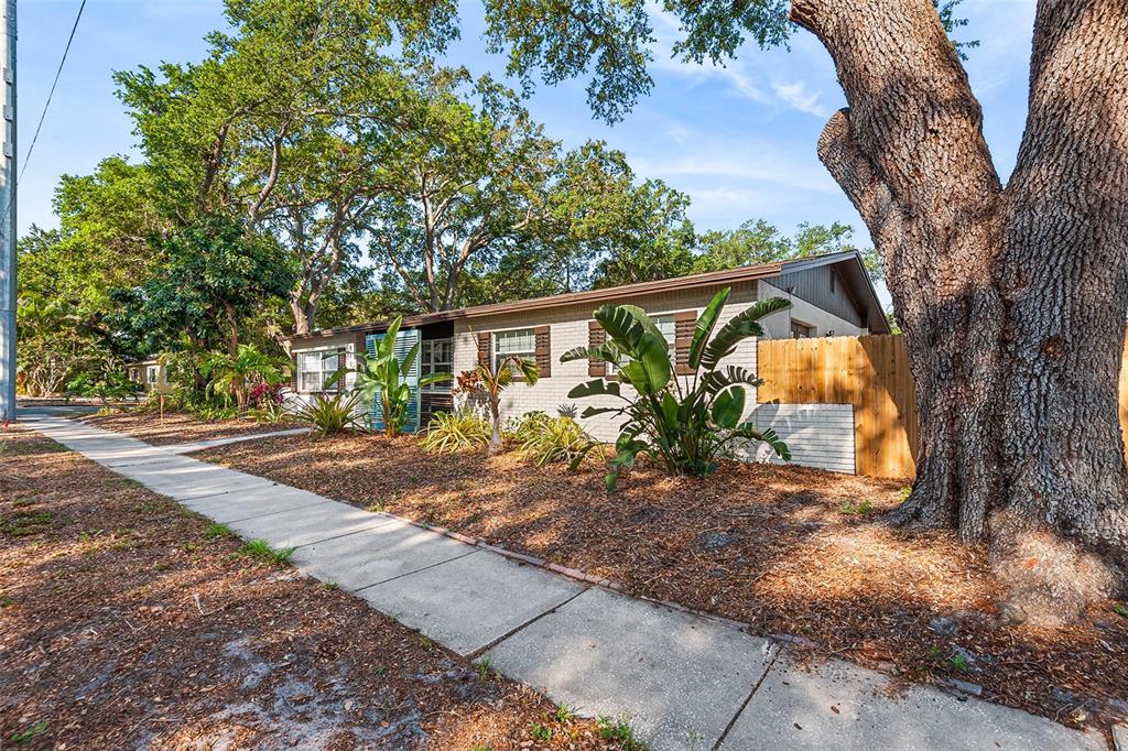 810 22nd Street North St. Petersburg, FL 33713 - Photo 32 of 37 a view front of house with a patio