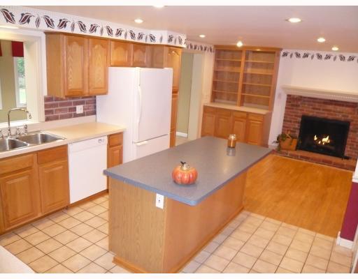 8468 Post Road Allison Park, PA 15101 - Photo 4 of 13 Kitchen.