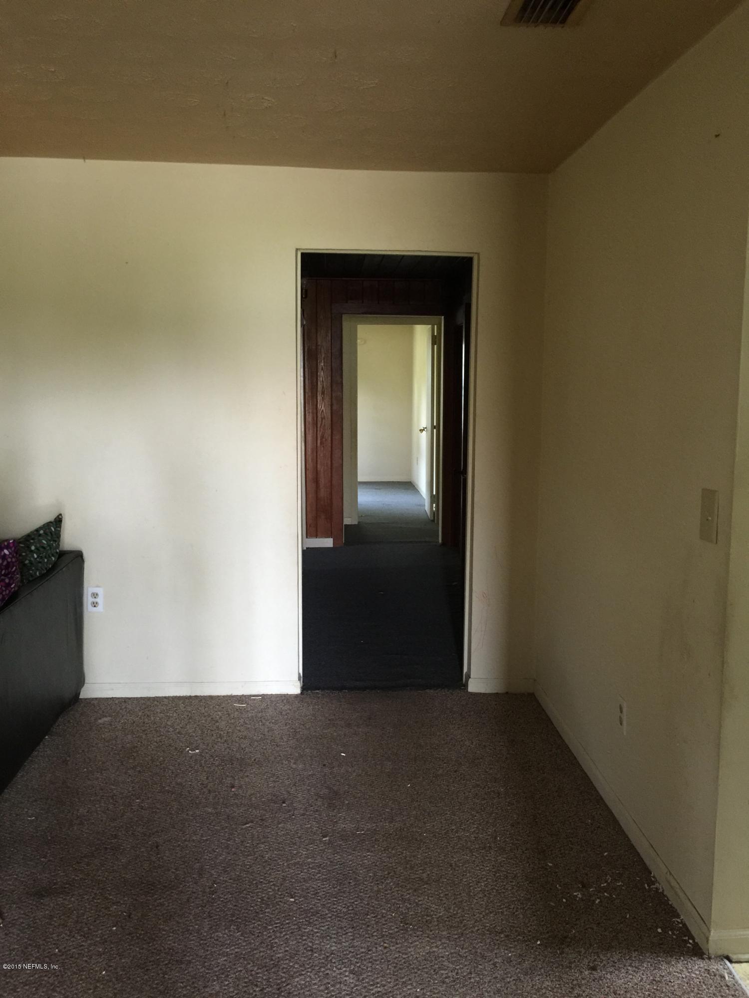 732 Alton Road Starke, FL 32091 - Photo 2 of 14 Entry