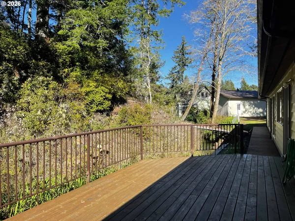 $539,000 | 5635 Martin Road, Florence, OR 97439