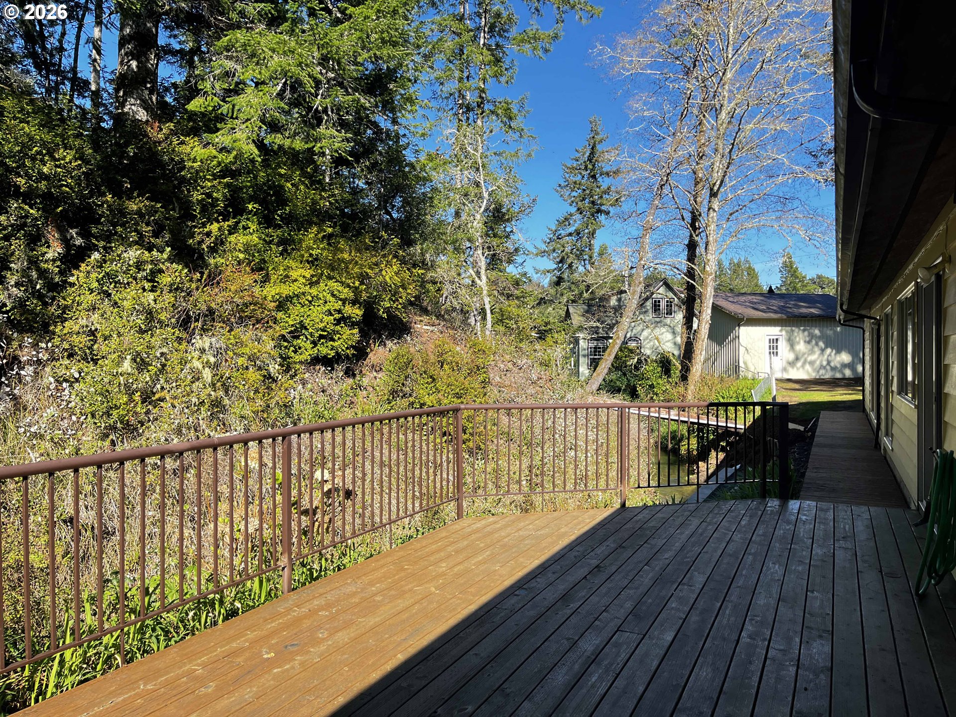 5635 Martin Road Florence, OR 97439 - Photo 5 of 41