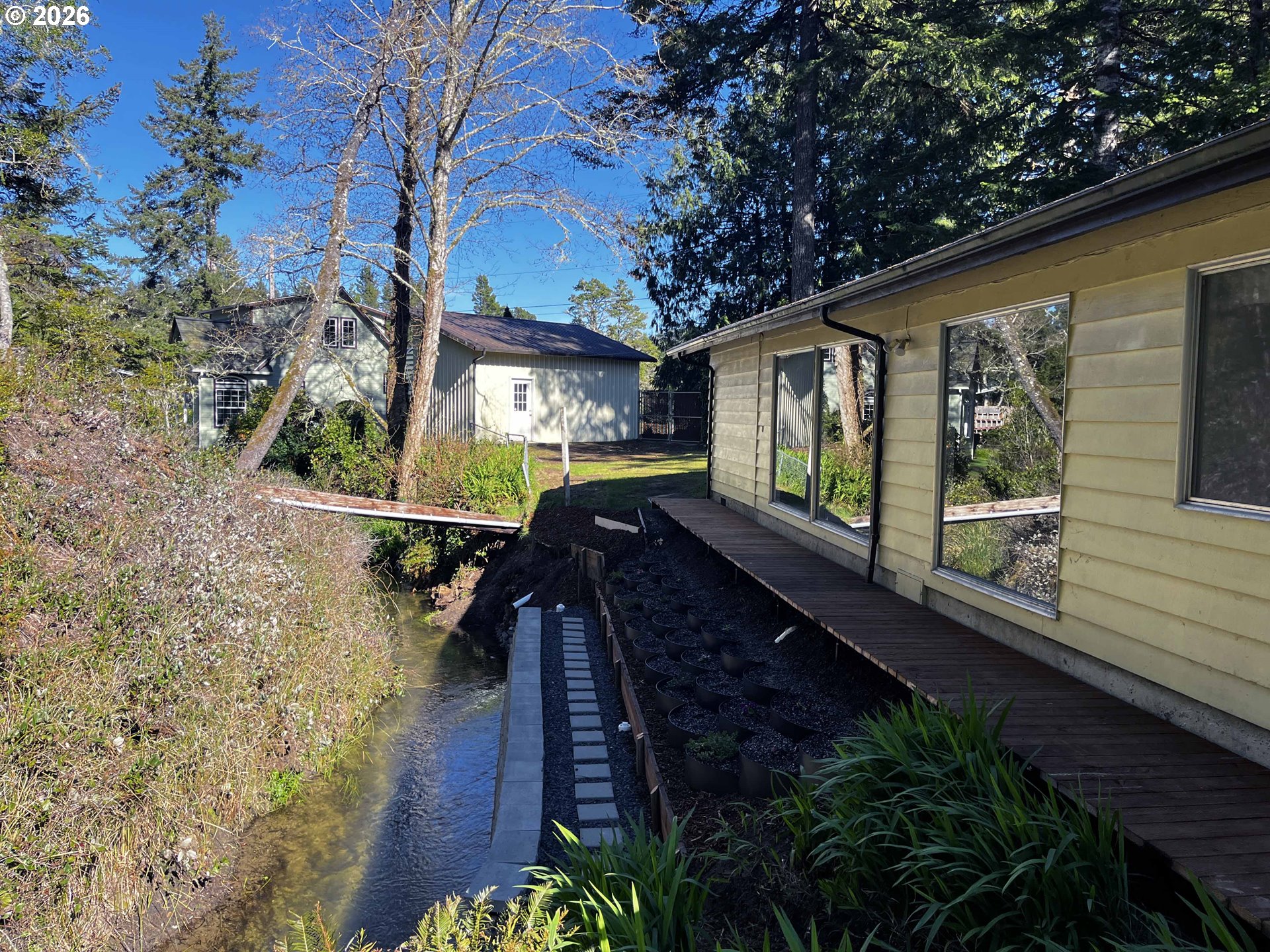 5635 Martin Road Florence, OR 97439 - Photo 8 of 41