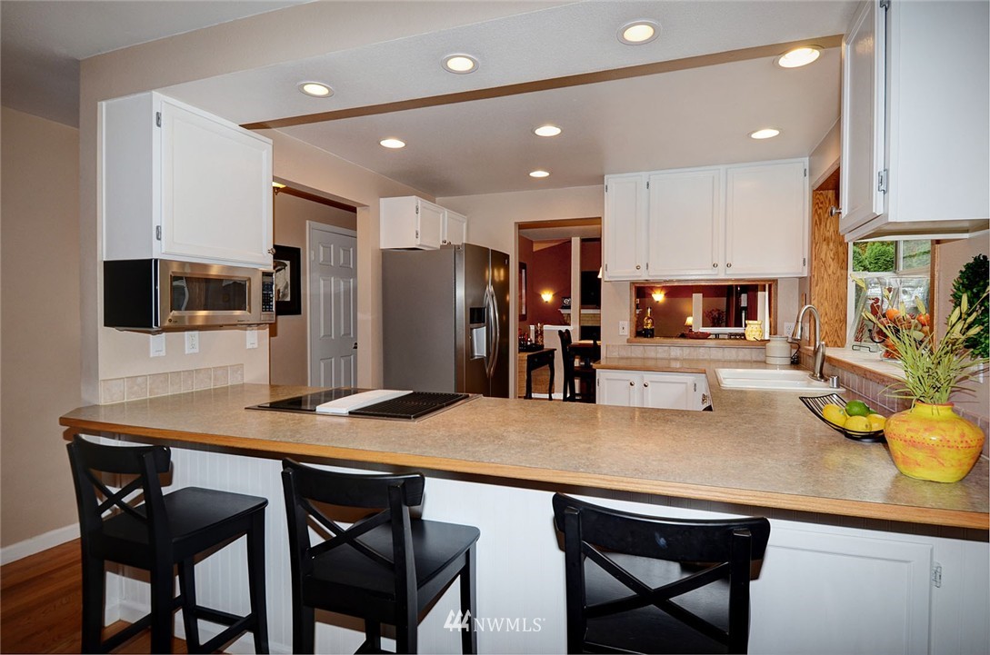 714 213th Street Southeast Bothell, WA 98021 - Photo 13 of 25