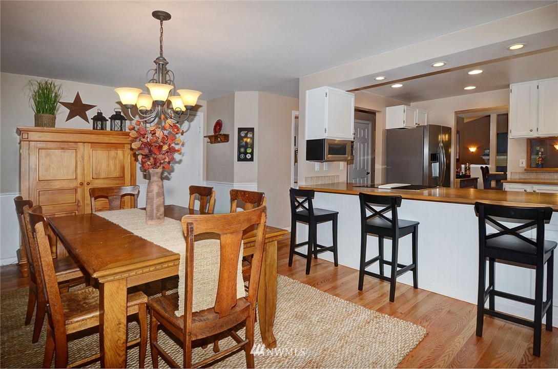 714 213th Street Southeast Bothell, WA 98021 - Photo 14 of 25