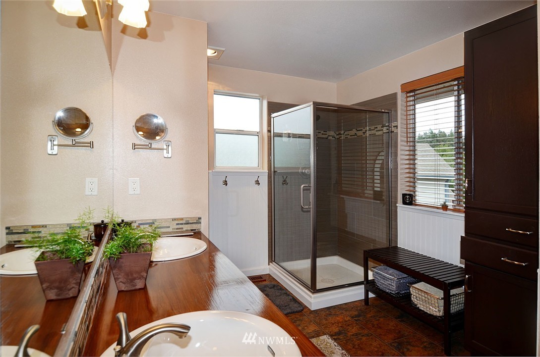 714 213th Street Southeast Bothell, WA 98021 - Photo 20 of 25