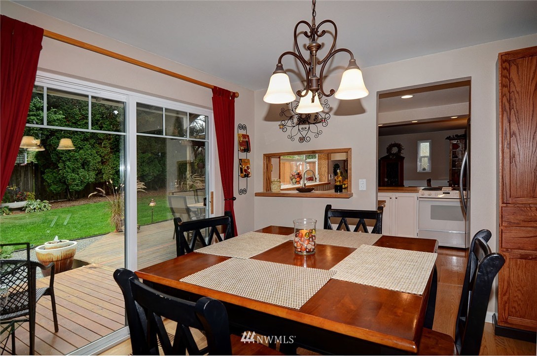 714 213th Street Southeast Bothell, WA 98021 - Photo 8 of 25