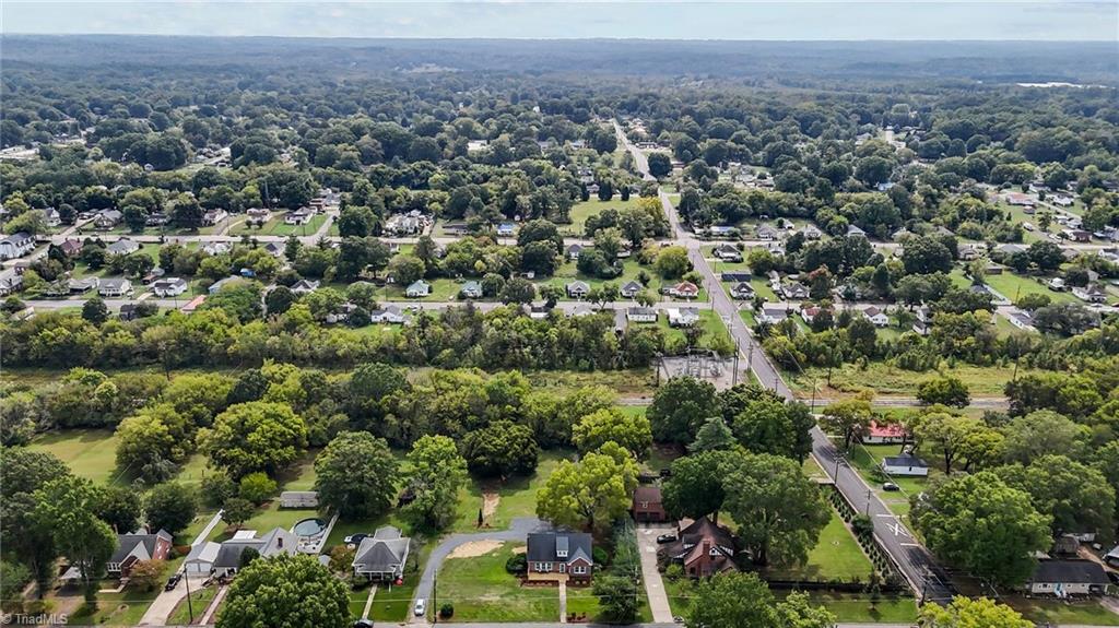 1308 East Meadow Road Eden, NC 27288 - Photo 13 of 40