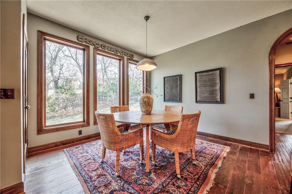 4941 Noland Road Shawnee, KS 66216 - Photo 13 of 42