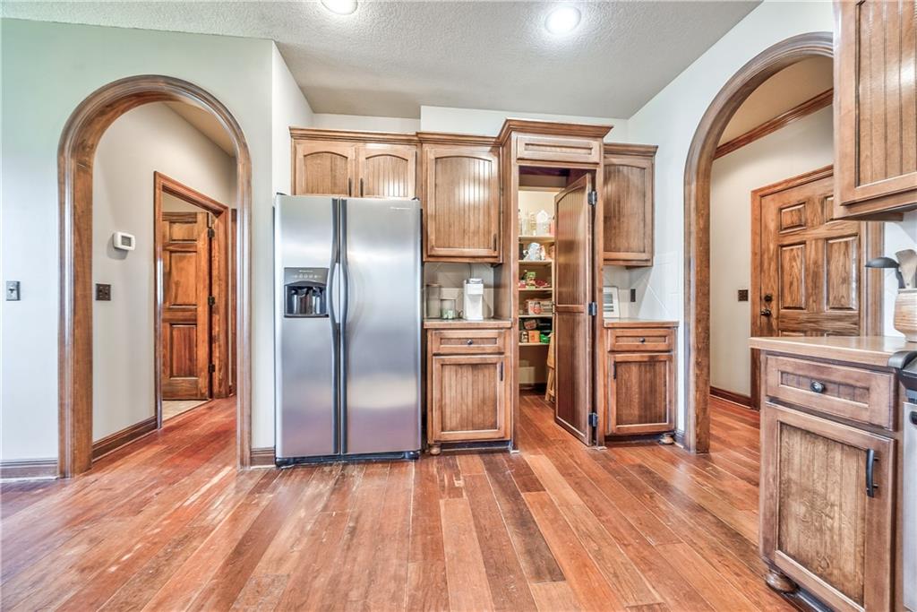 4941 Noland Road Shawnee, KS 66216 - Photo 25 of 42