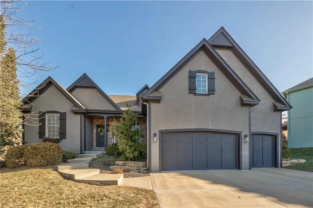 $650,000 | 4941 Noland Road, Shawnee, KS 66216