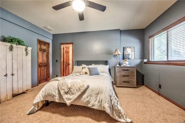 $650,000 | 4941 Noland Road, Shawnee, KS 66216