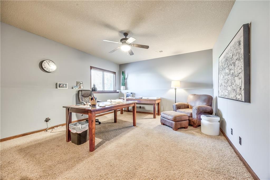 4941 Noland Road Shawnee, KS 66216 - Photo 34 of 42