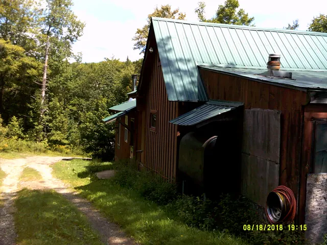 $160,000 | 17 Kingsbury Road, Wellington, ME 04942