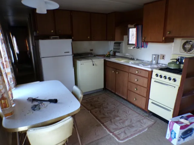 $160,000 | 17 Kingsbury Road, Wellington, ME 04942