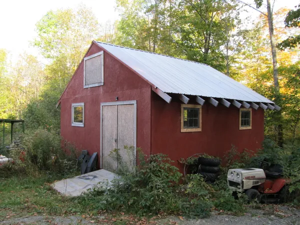 $150,000 | 17 Kingsbury Road, Wellington, ME 04942
