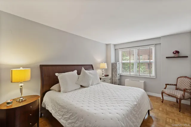 $329,000 | 230 Garth Road, Unit 7B1, Scarsdale, NY 10583