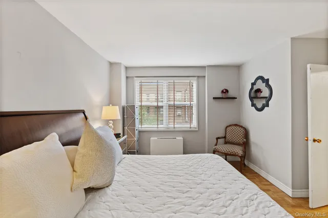 $329,000 | 230 Garth Road, Unit 7B1, Scarsdale, NY 10583