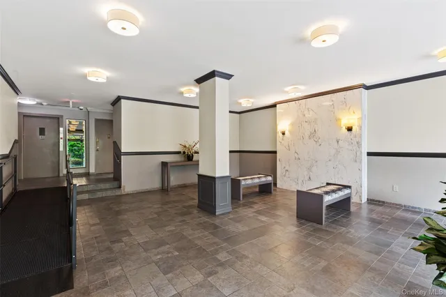 $329,000 | 230 Garth Road, Unit 7B1, Scarsdale, NY 10583