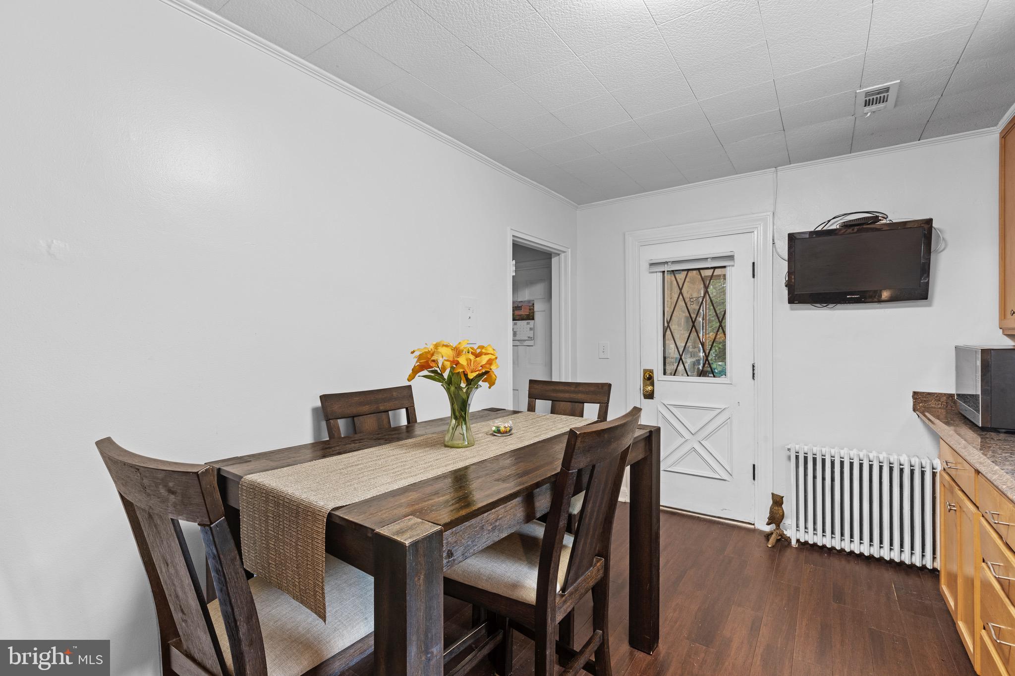 9214 Frederick Road Ellicott City, MD 21042 - Photo 13 of 41 eat in kitchen