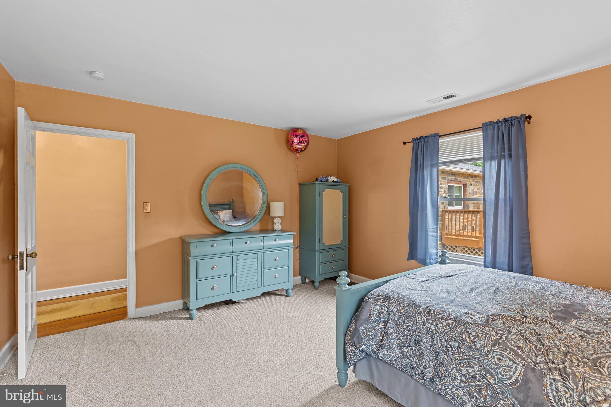 9214 Frederick Road Ellicott City, MD 21042 - Photo 23 of 41